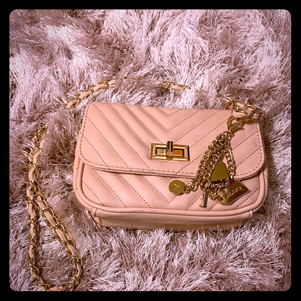 Small textured handbag